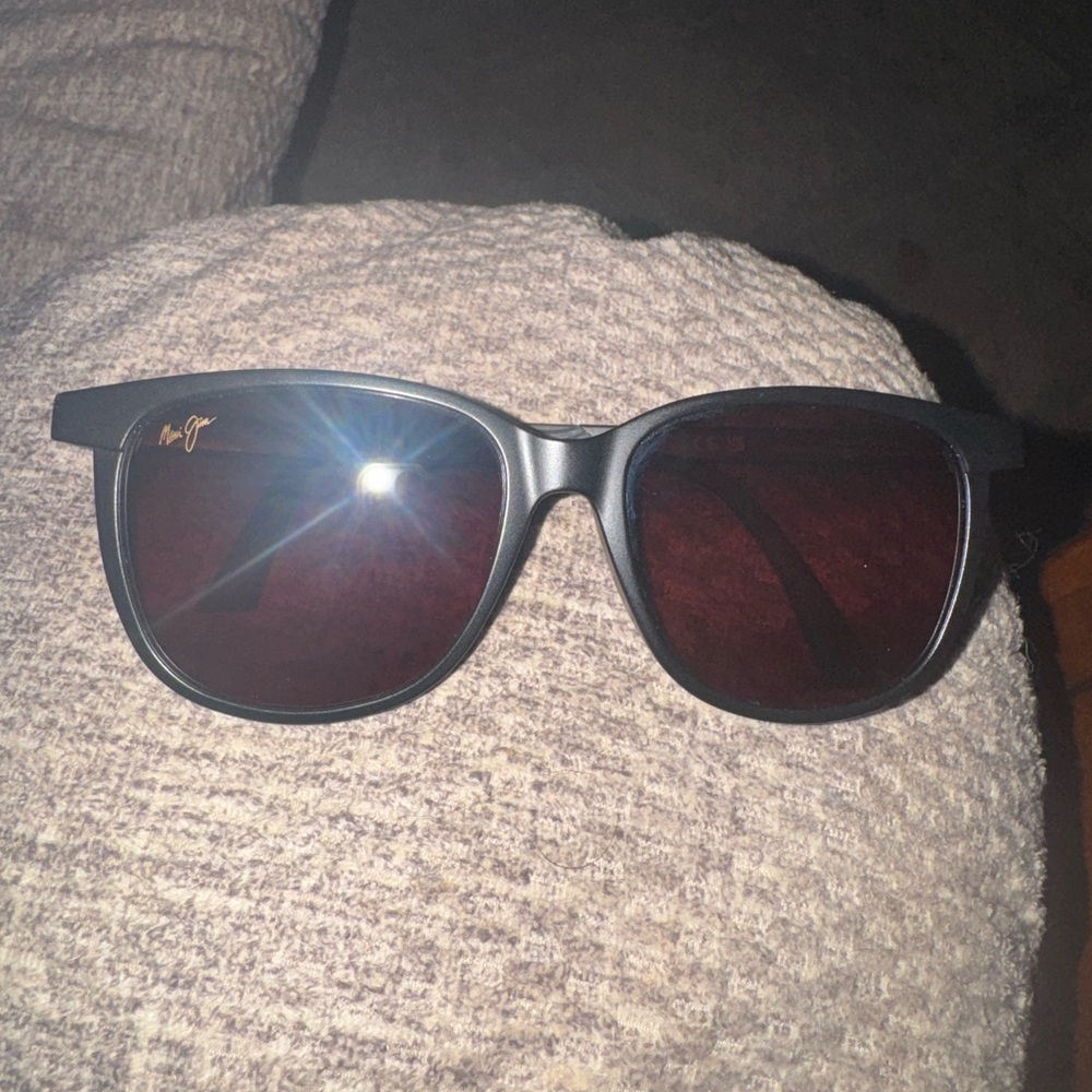 Maui Jim Black Sunglasses